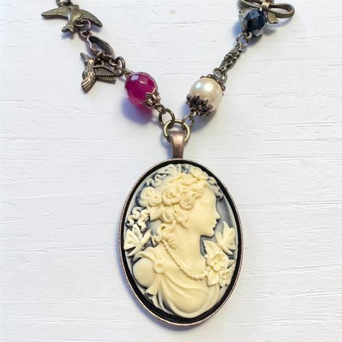 Vintage Style Steampunk Necklace, Vintage Maiden Cameo, Beaded Necklace, Pearl And Garnet Necklace, Beaded Cameo Pendant, Romantic Gift